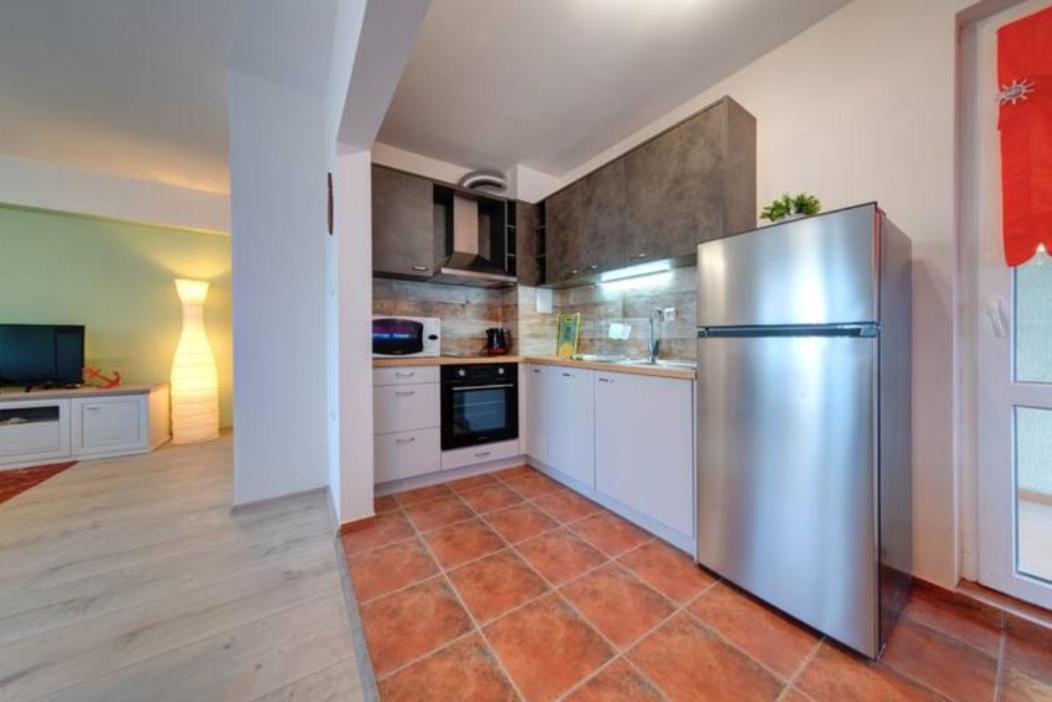 Flora - Beautiful *New* Apartment To The Beach Burgas Exterior photo