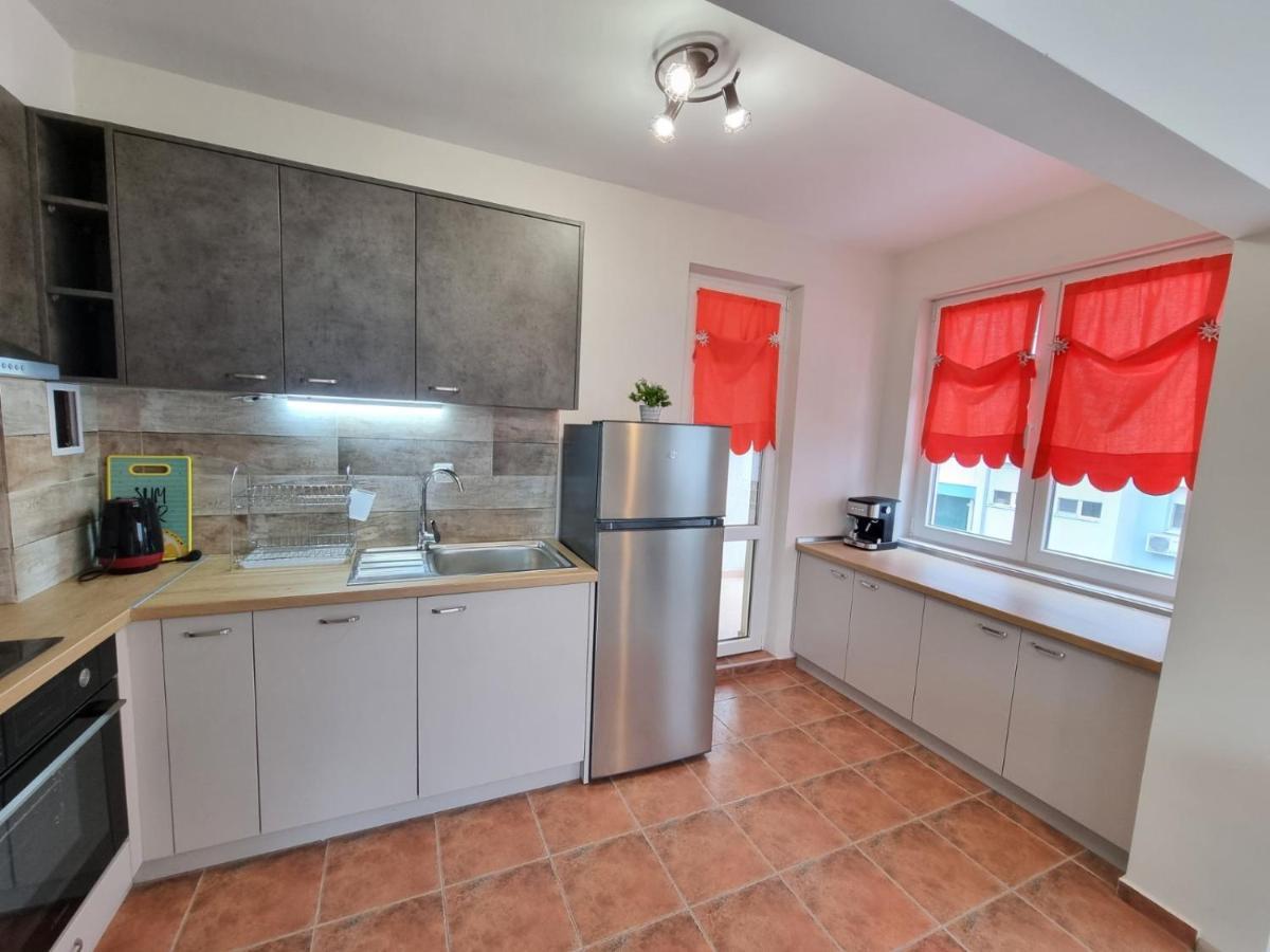 Flora - Beautiful *New* Apartment To The Beach Burgas Exterior photo