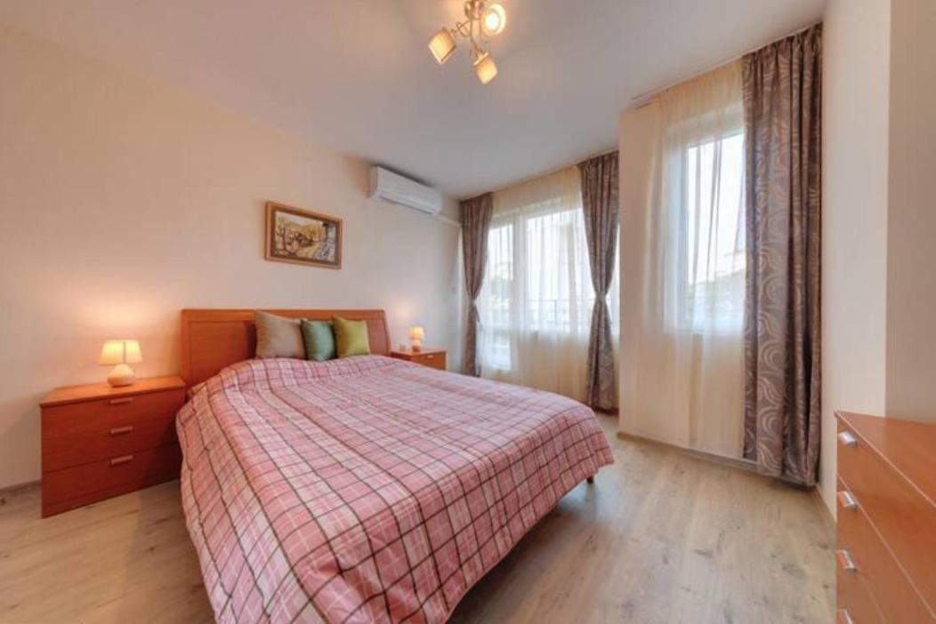 Flora - Beautiful *New* Apartment To The Beach Burgas Exterior photo